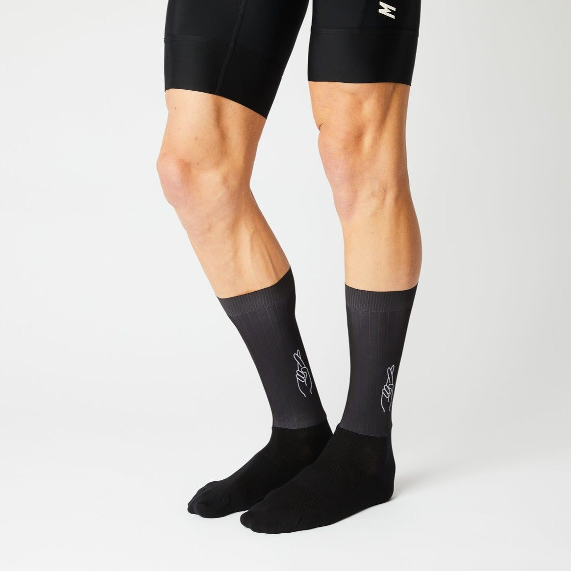 FINGERSCROSSED Aero Logo Socks Black Le Club