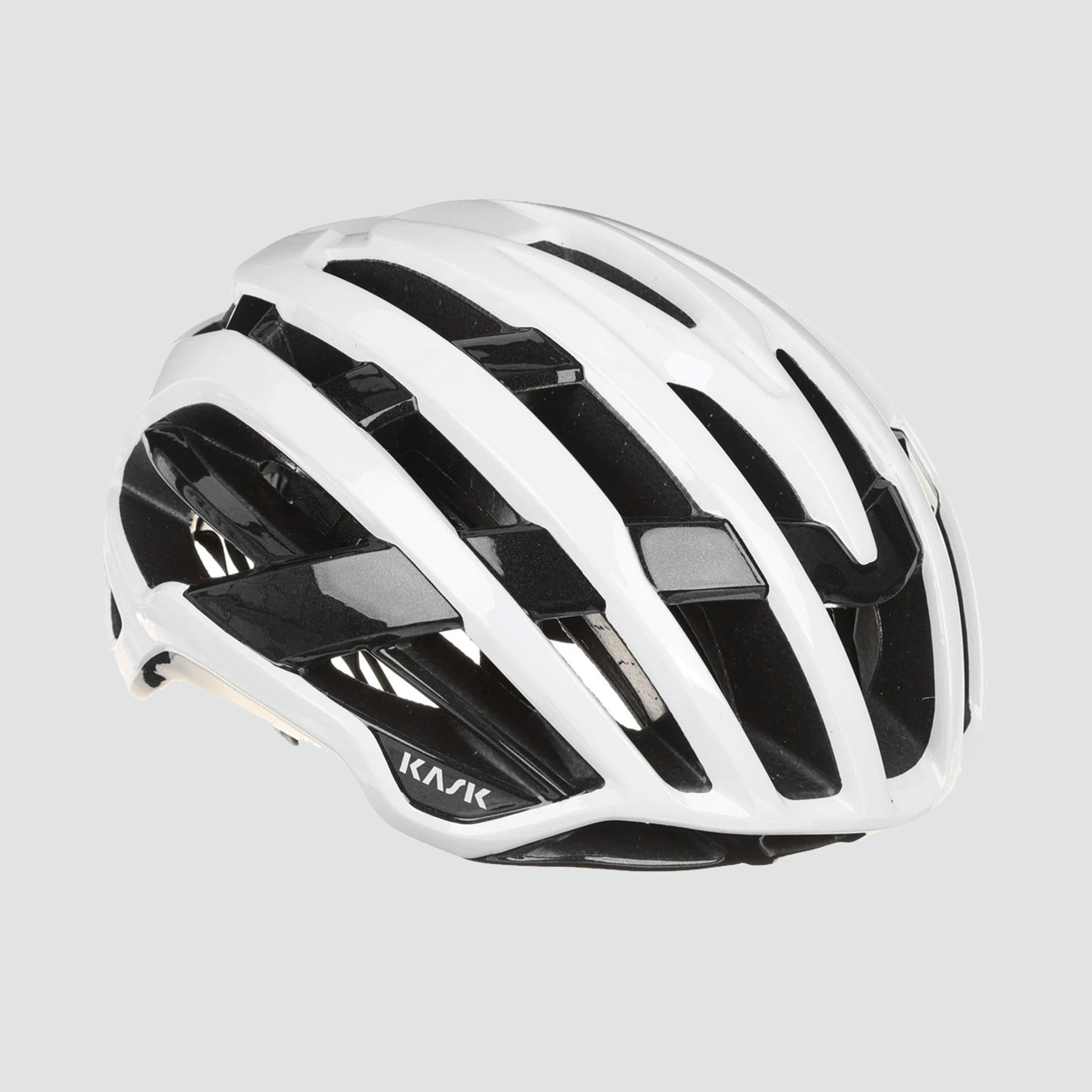 Valegro Helmet White - Main Image