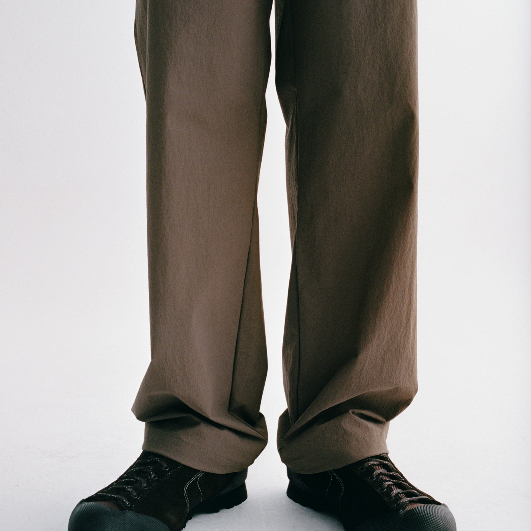 Off-Race Tech Pants - Ash Brown