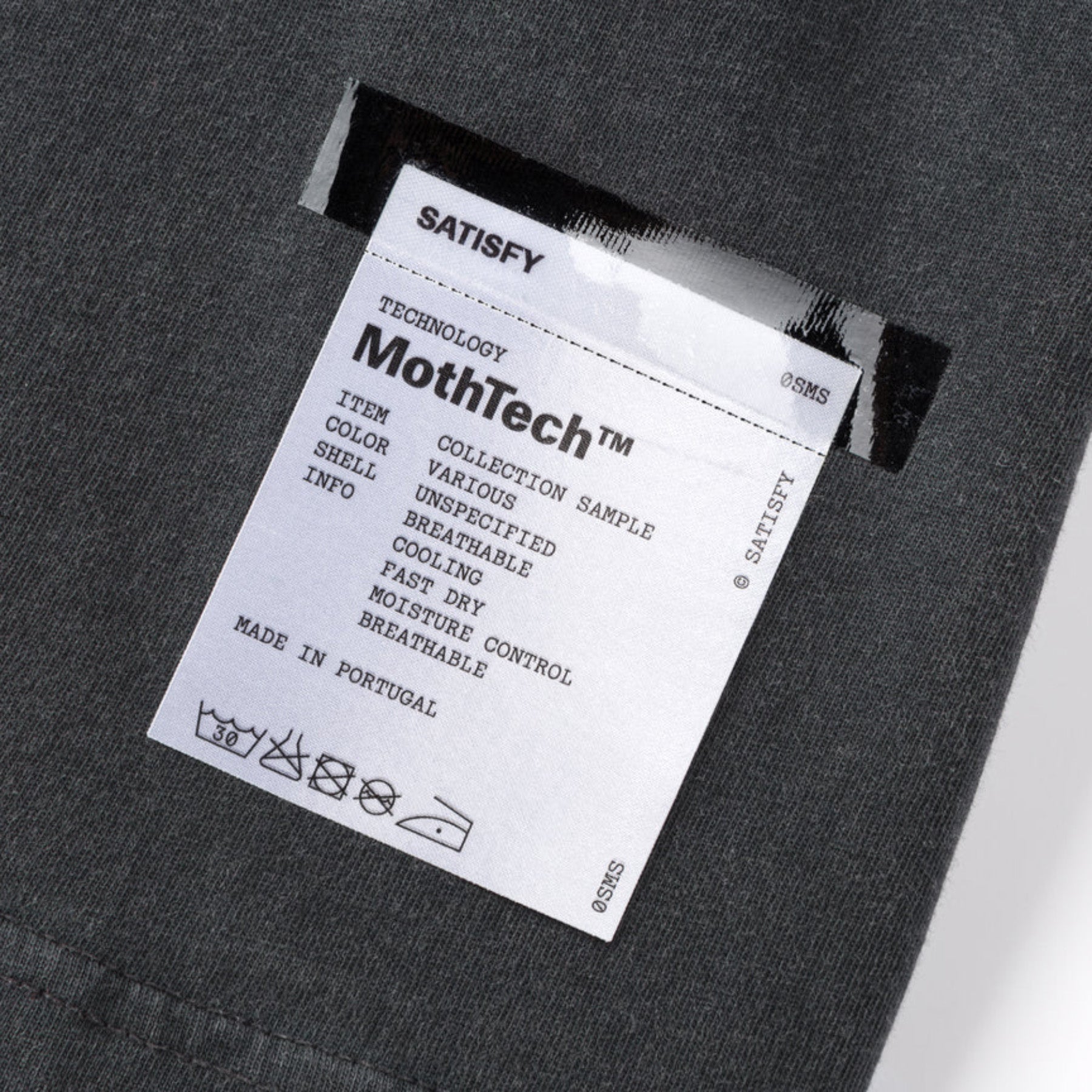 T-Shirt MothTech™ - Aged Black