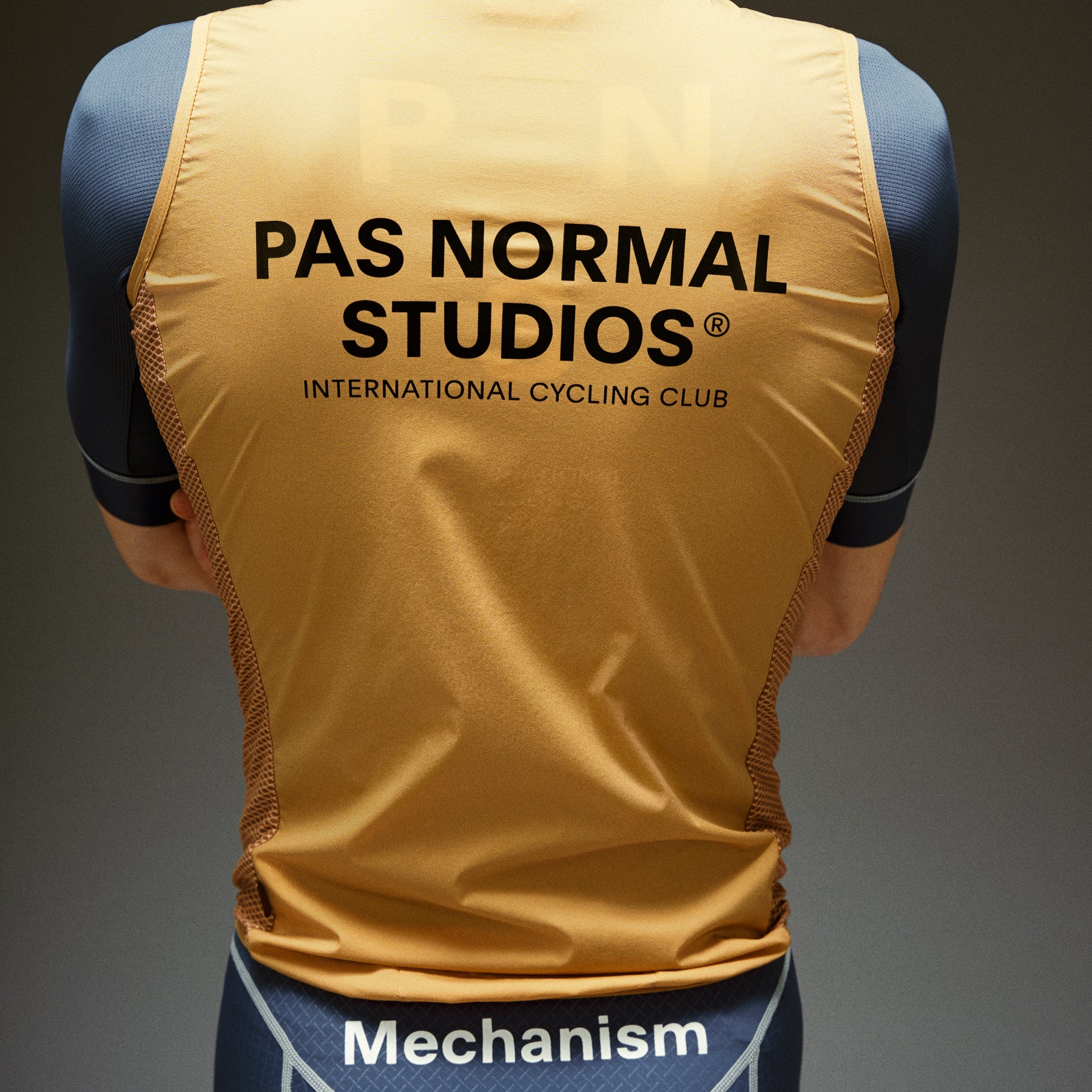 Mechanism Stow Away Gilet - Camel