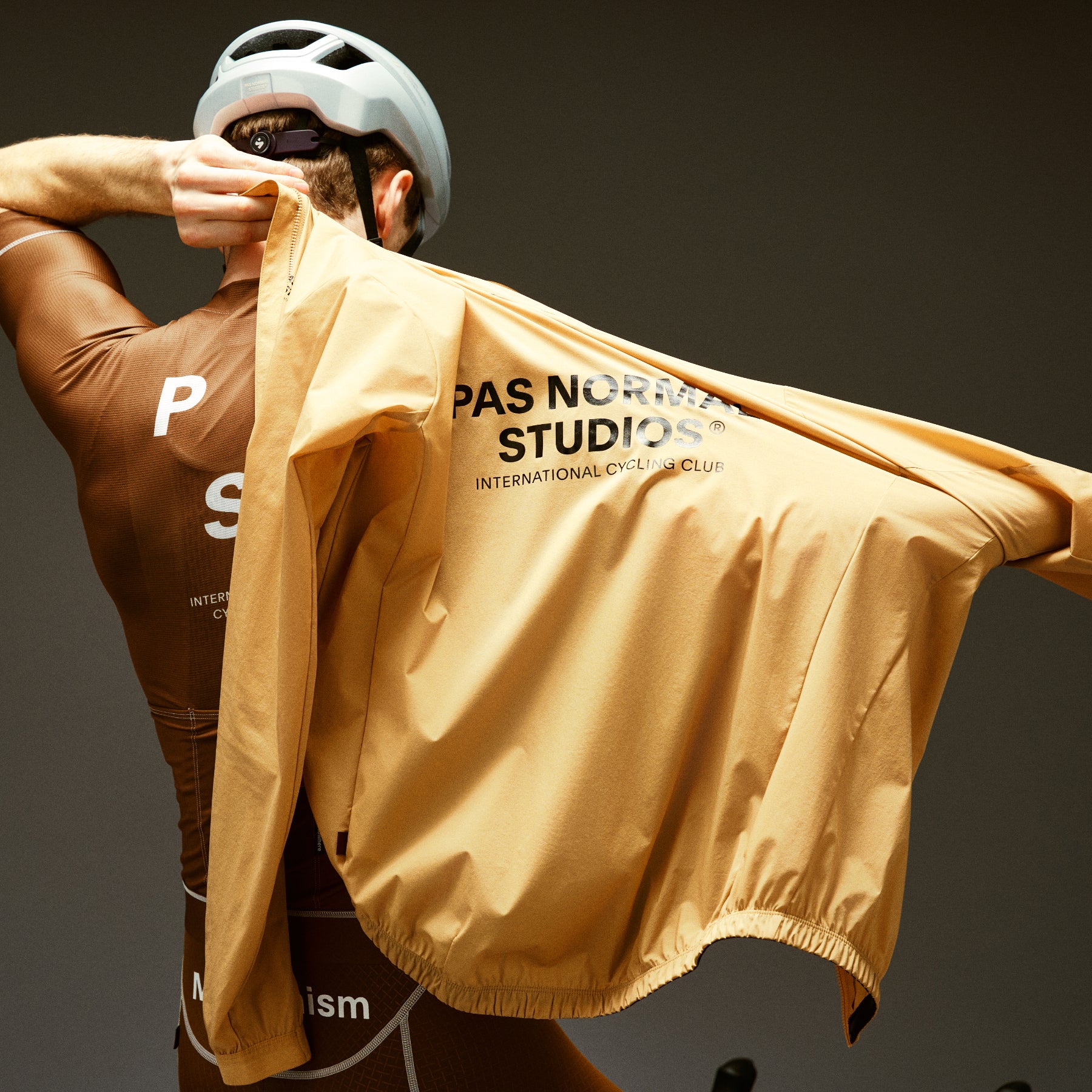 Mechanism Stow Away Jacket - Camel