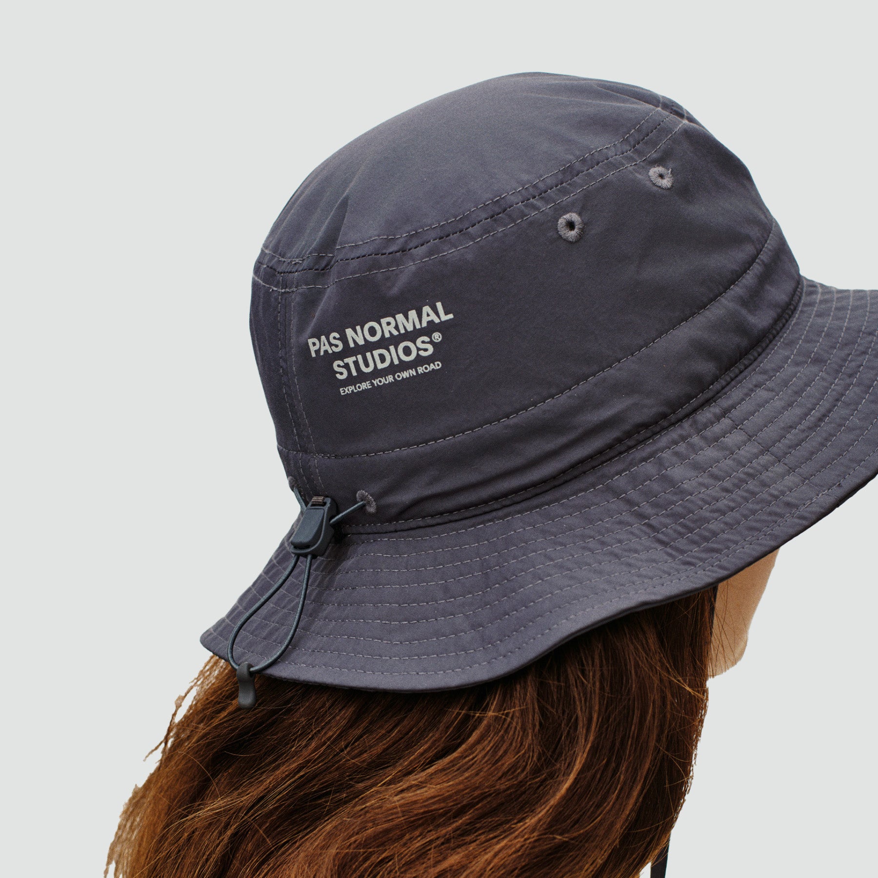 Off-Race Tech Bucket Hat - Steel