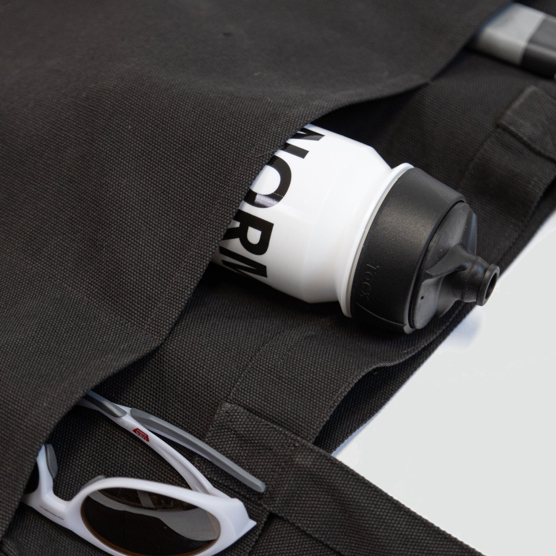 Le Club Tote 2026 - Black