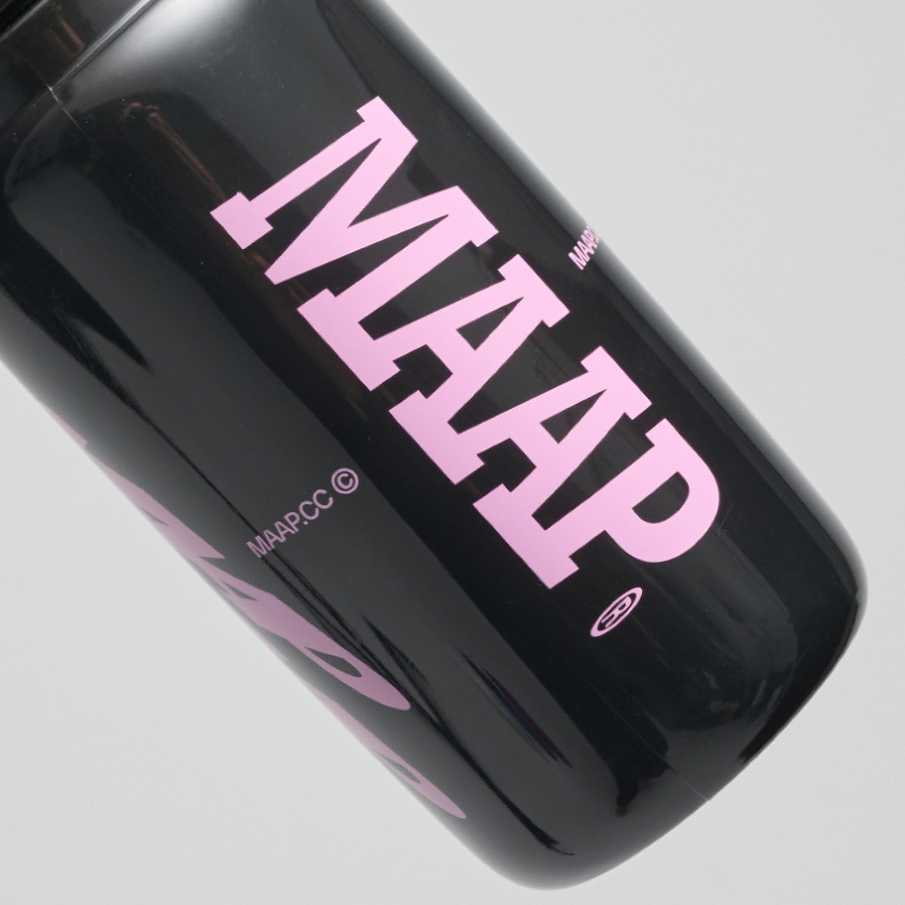 Chroma Bottle - Black/Musk Stick