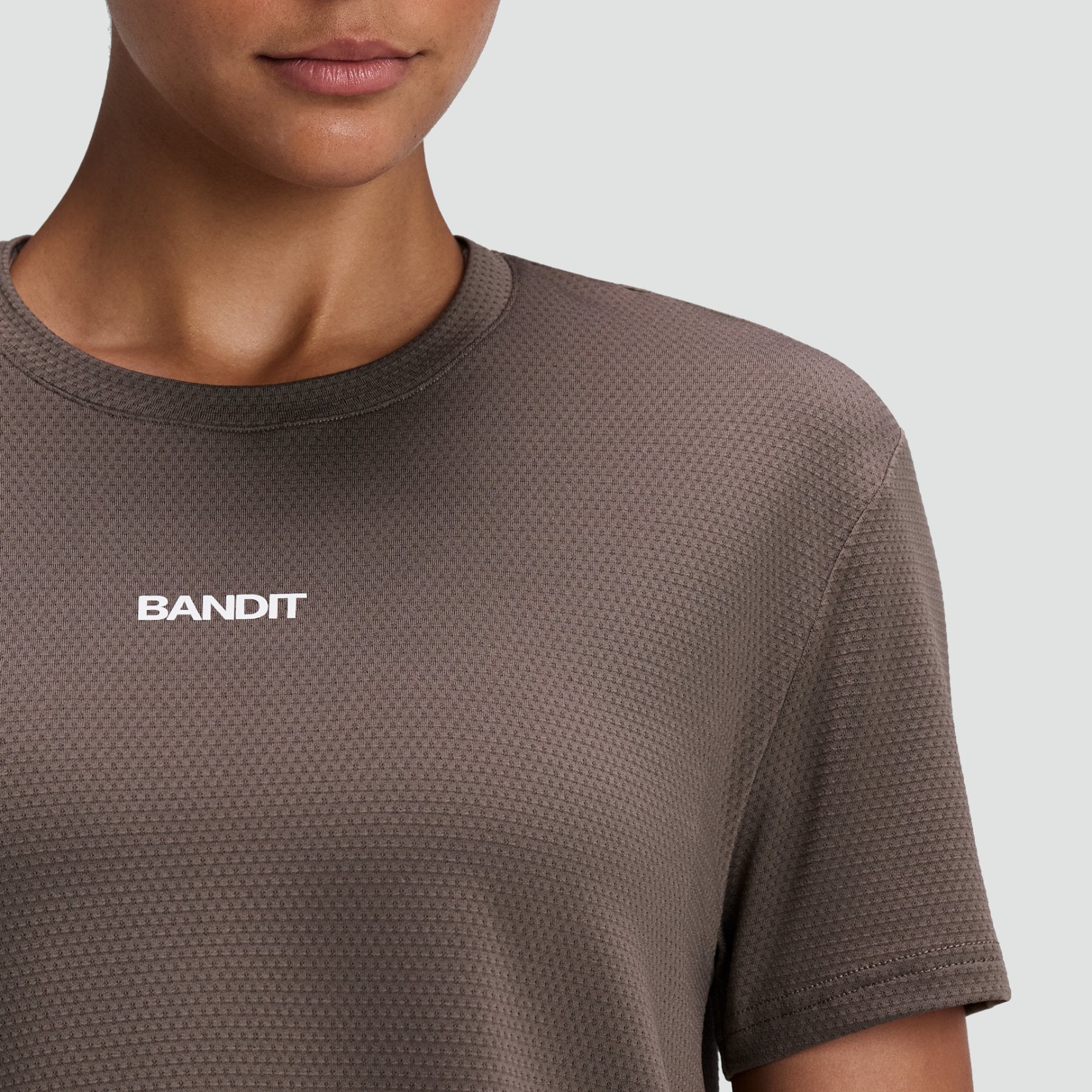 Women's Micromesh™ Cropped Run Tee - Cocoa