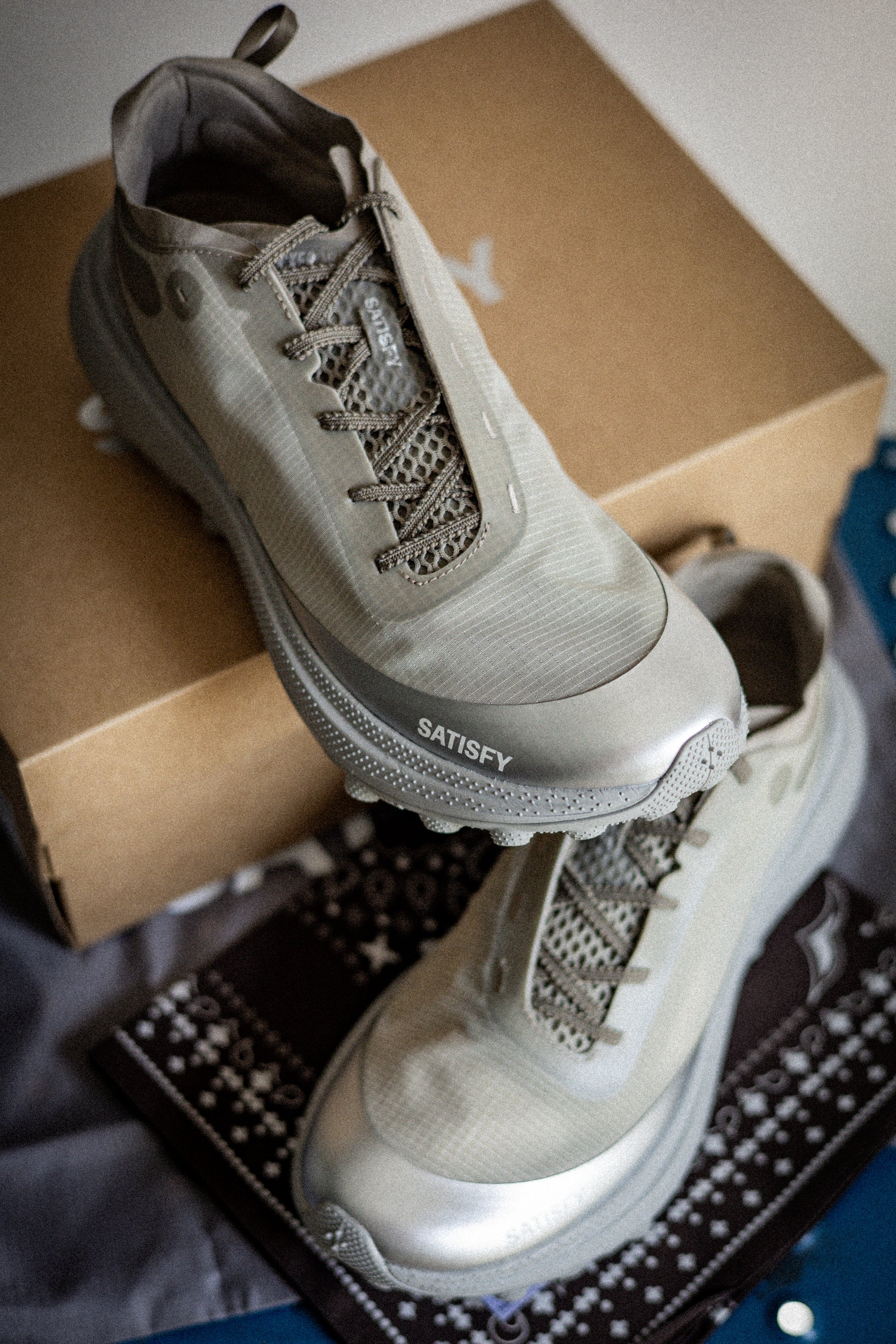 Satisfy The Rocker™ Shoes - Antique White – Le Club