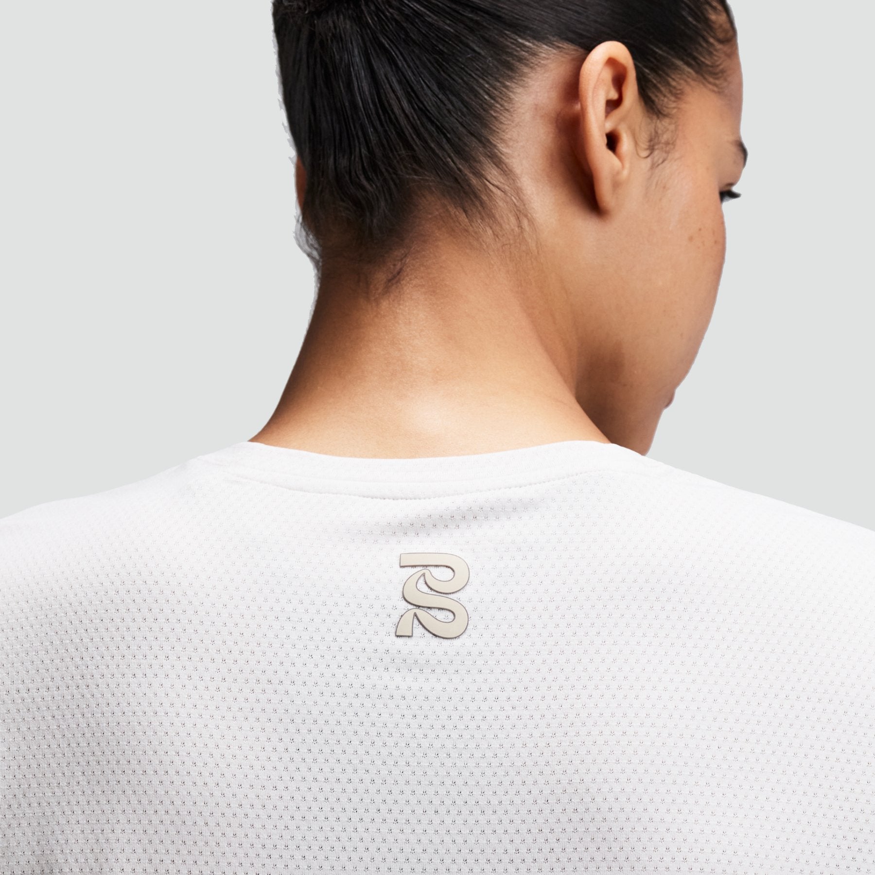 Women's Micromesh™ Cropped Run Tee - Plaster
