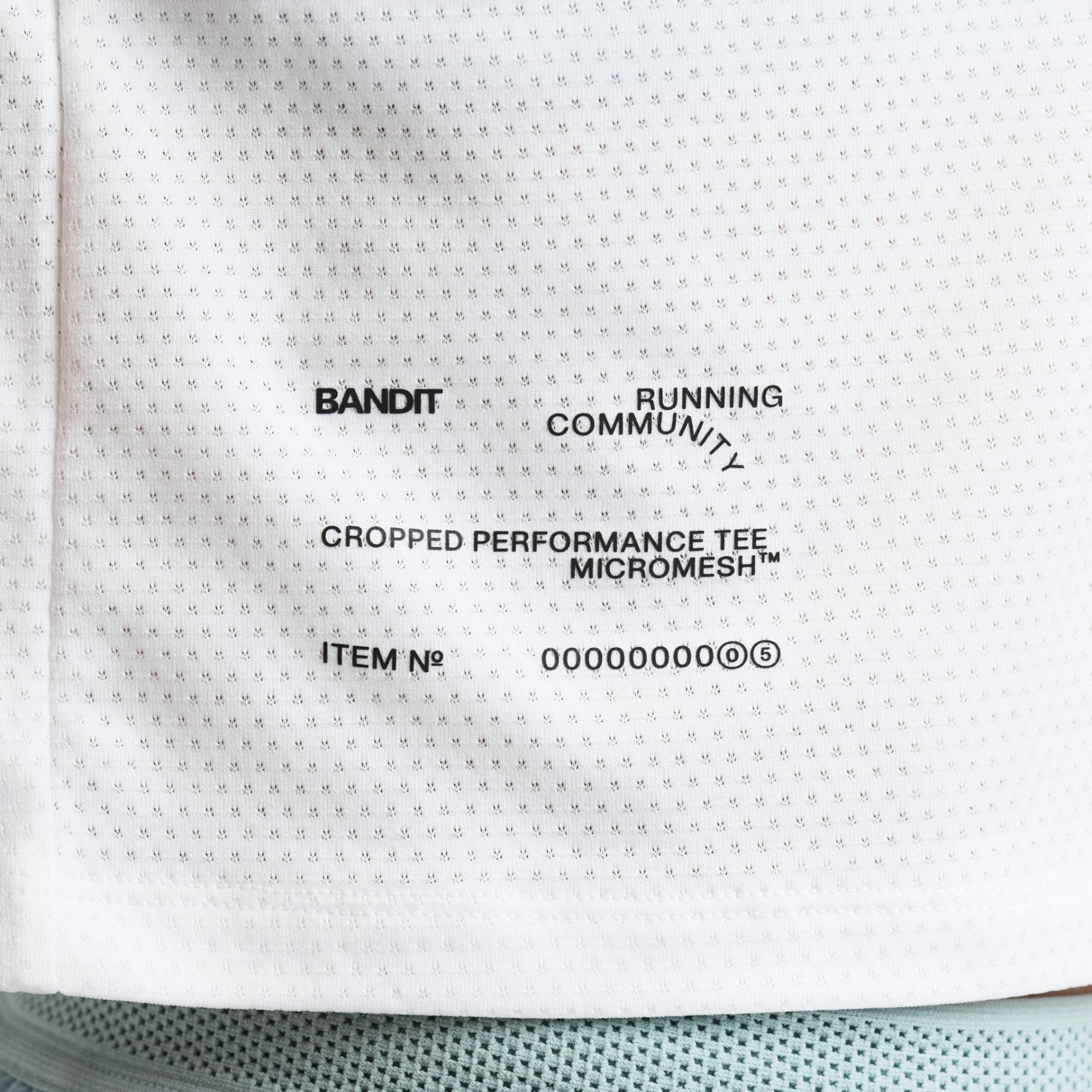 Women's Micromesh™ Cropped Run Tee - White
