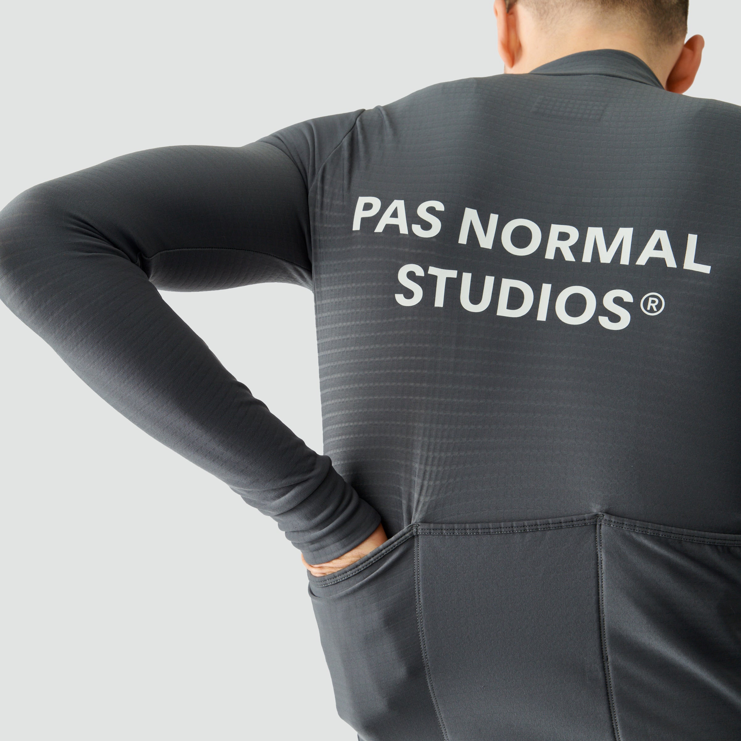 Pas Normal Studios Essential Long Sleeve Jersey - Dark Grey – Le Club